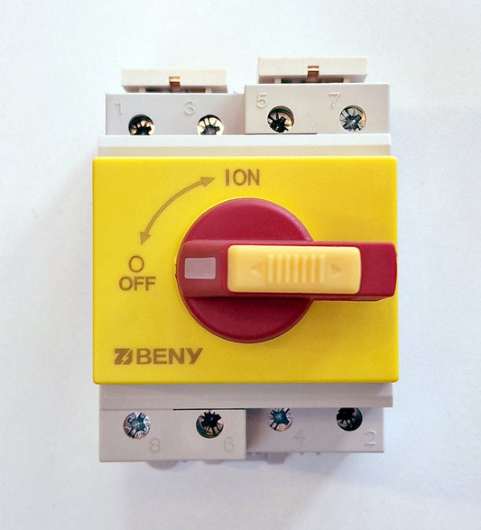 Switch with yellow and red design, featuring the brand 'BENY'.