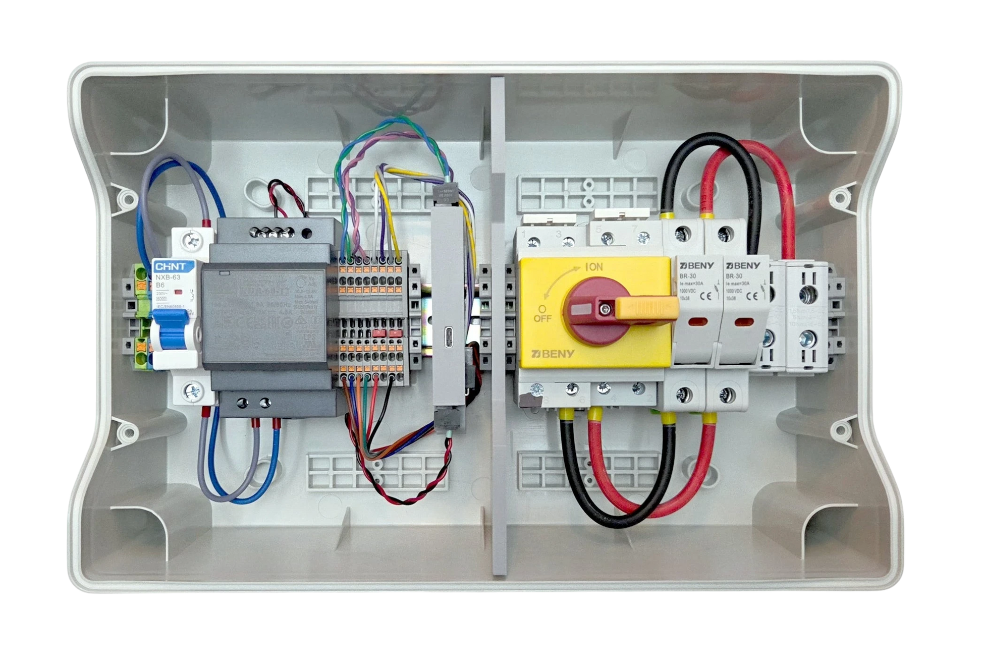 Redispose Stark Box Basic enclosure with Lilygo T-CAN485 ESP32, power supply, circuit breaker, and DC isolator switch.